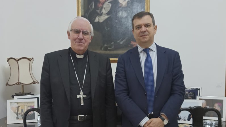 antonio-macias-nuevo-gerente-fundacion-diocesana-enseñanza-web-796x448
